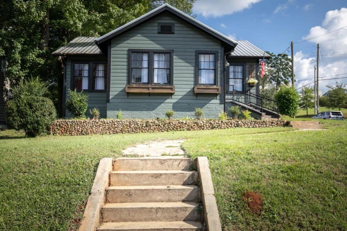 East Lake Stunner-Located At The Foot Of The Ruffner Mountains Birmingham Extérieur photo